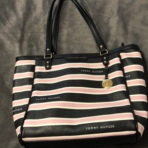 Tommy Hilfiger Purse